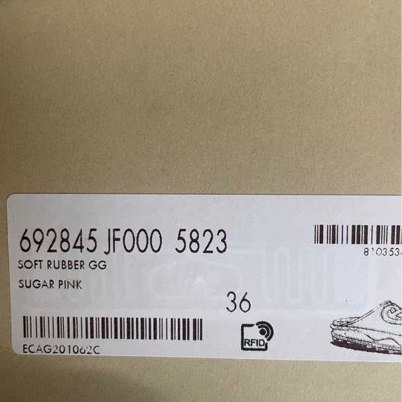 GUCCI soft rubber GG slides in Vintage - Picture 2 of 3